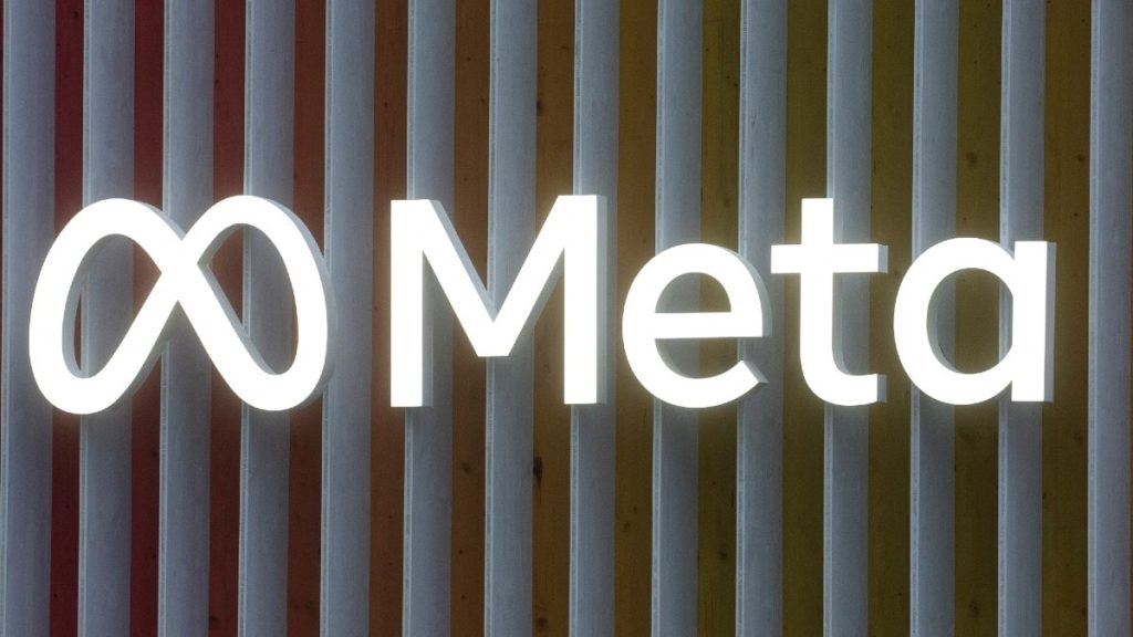 Meta Says Q3 Profit Halved to 