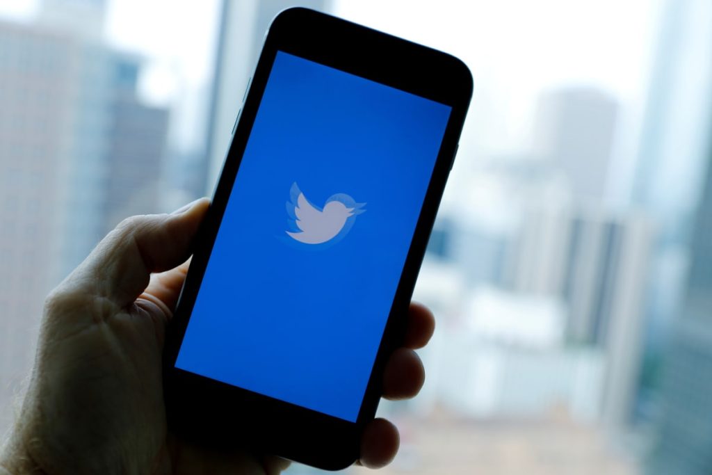 Twitter Shares to Be Suspended From NYSE Trading Ahead of