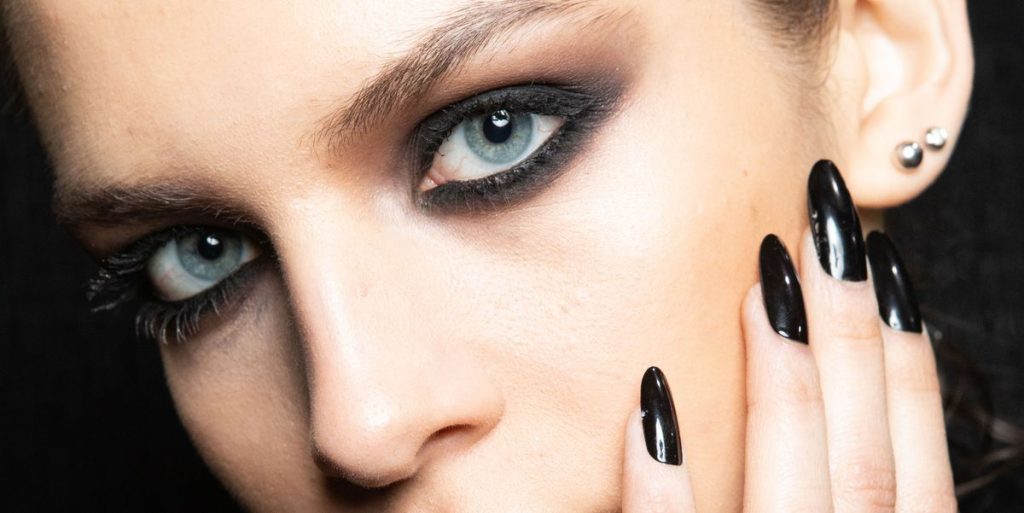 The 11 Best Dip Powder Nail Kits For Salon-Level Results