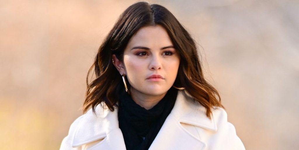 Selena Gomez Reactivates Her TikTok Hours After Quitting Following Kylie