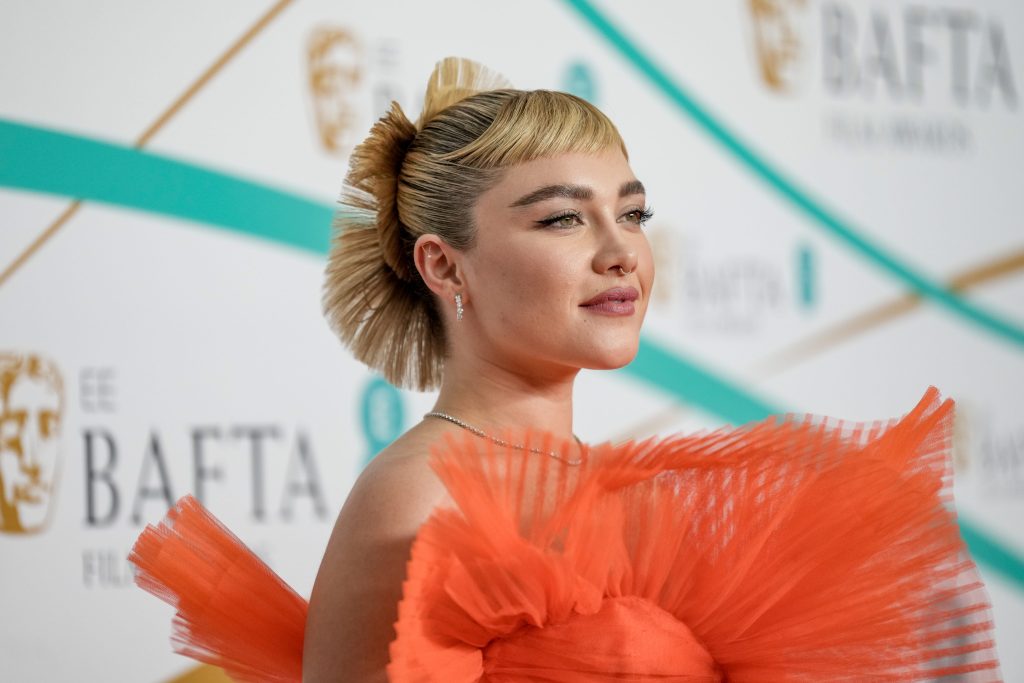 Florence Pugh Hair: The Leading Actress is a Blonde Bob