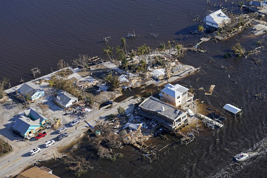 Study says warming may push more hurricanes toward US coasts