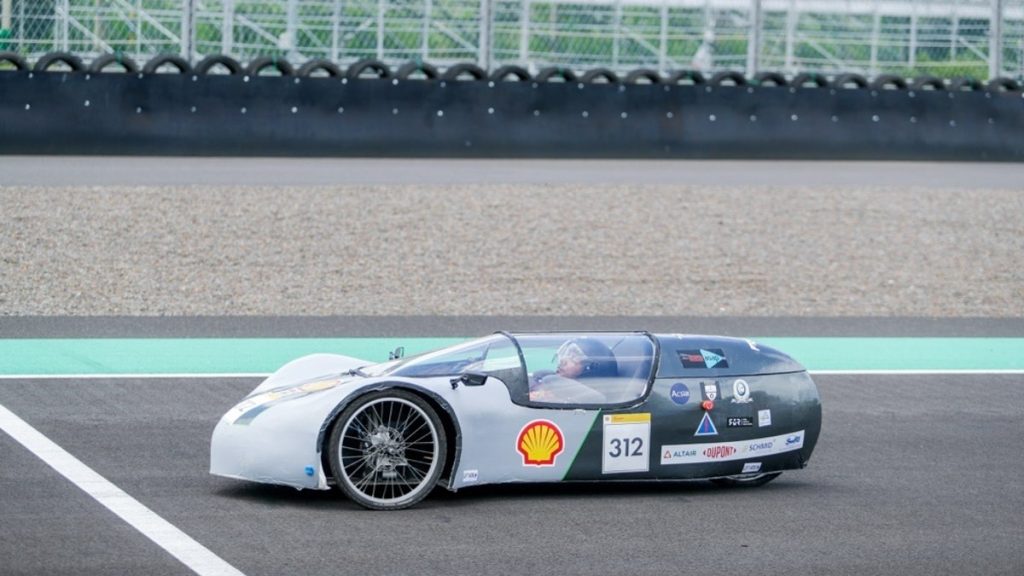 Kerala Students Win Award for ‘Vandy’ Electric Car at Global