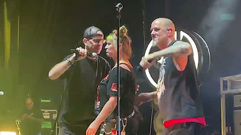 Pantera joined by Randy Blythe and Dimebag’s girlfriend Rita Haney