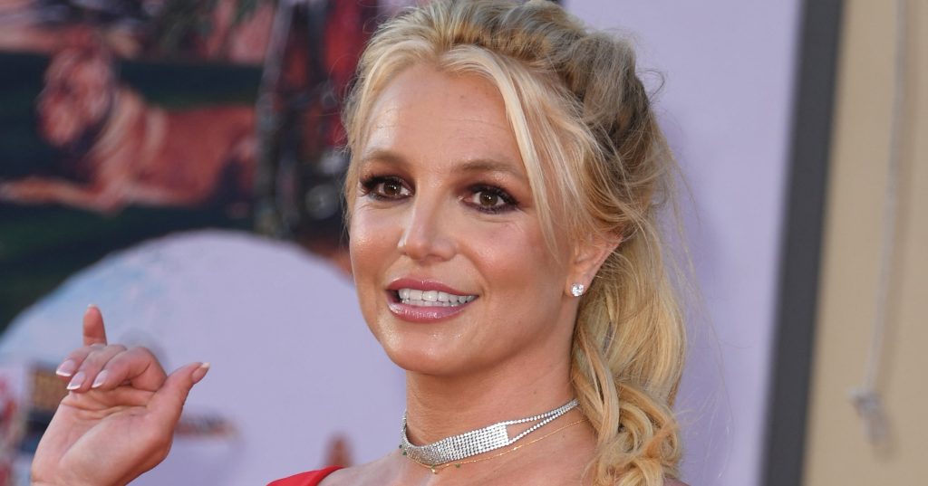 Britney Spears Posts a Tiny String Bikini Picture Amid Divorce