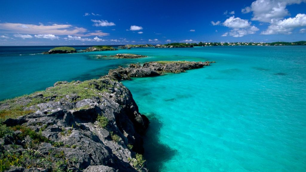 Sargasso Sea around Bermuda is now at its hottest, most