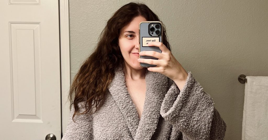 Rachel Zoe Inspired Me to Try This Cozy Bath Robe